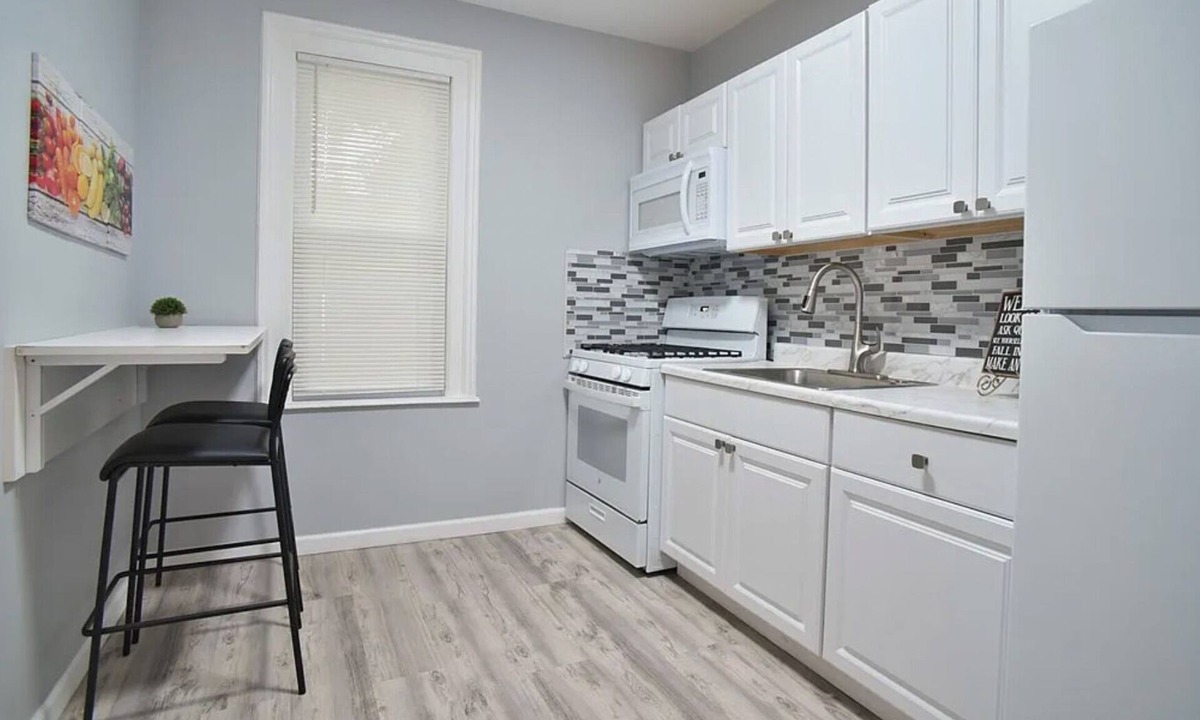 Spencerport Apartment | Cozy Apartment in Quiet Spencerport with Private Deck