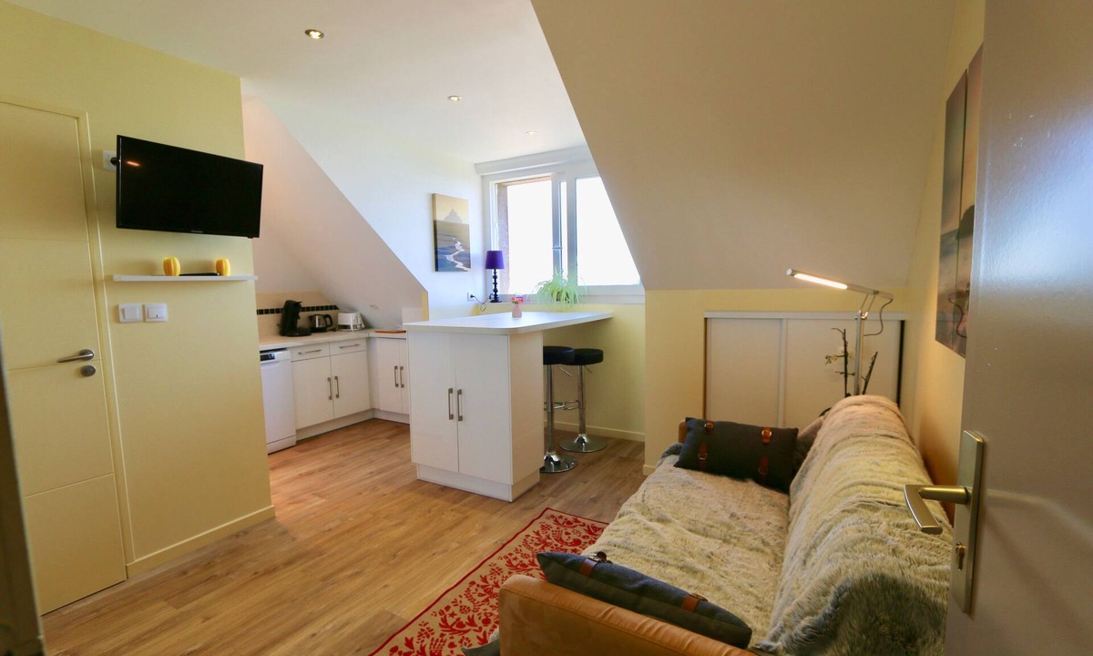 Cancale Apartment | Cozy apartment with exceptional sea view - CANCALE