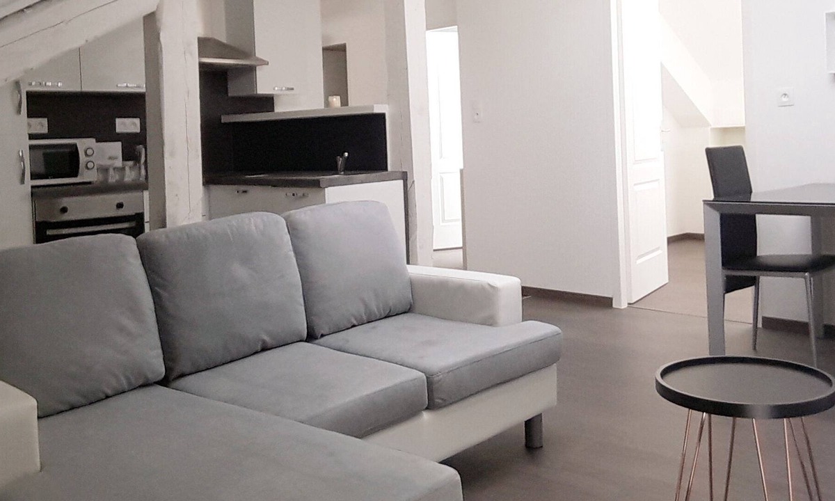 Neufchateau House | Cozy Apartment with Cachet