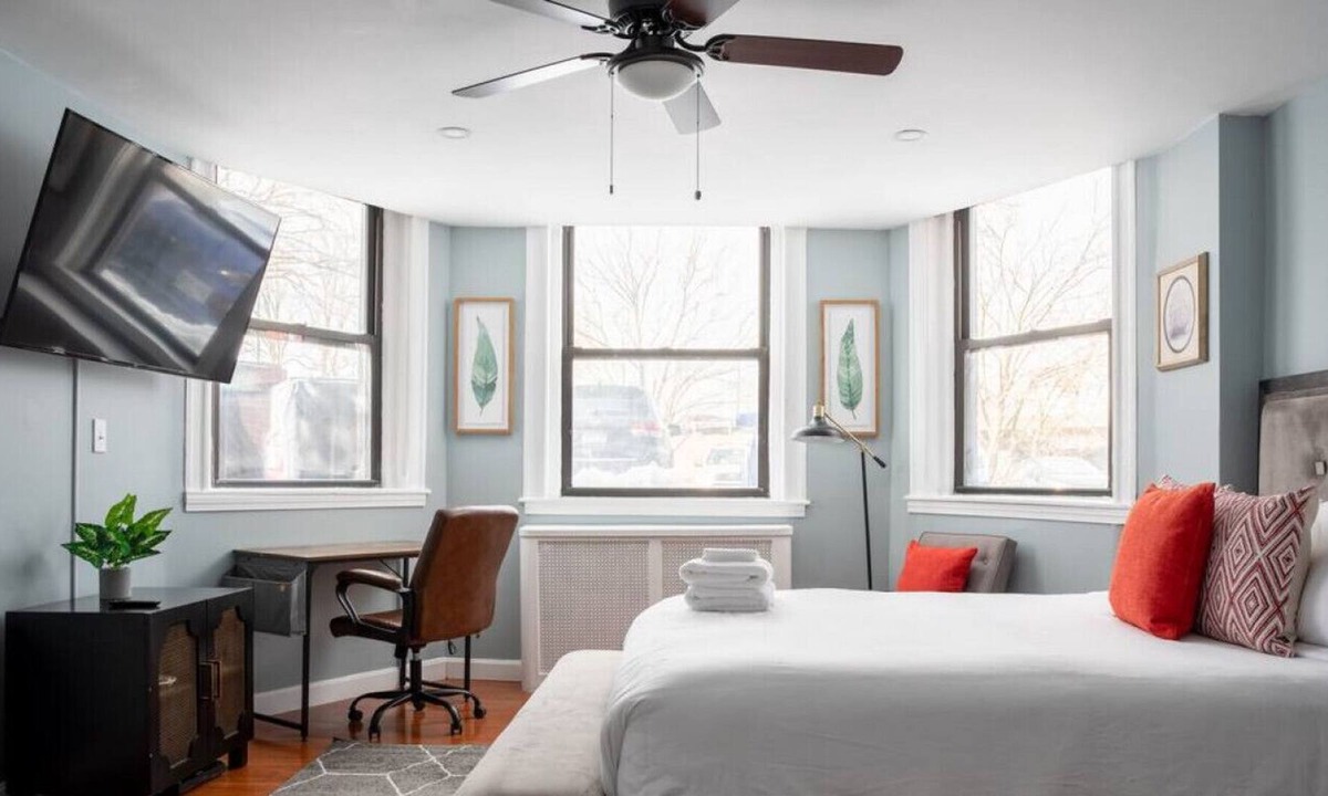 Fenway–Kenmore Apartment | Cozy Back Bay Studio | Close to Fenway!