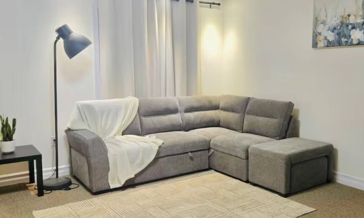 Lower Sackville House | Cozy Basement Suite