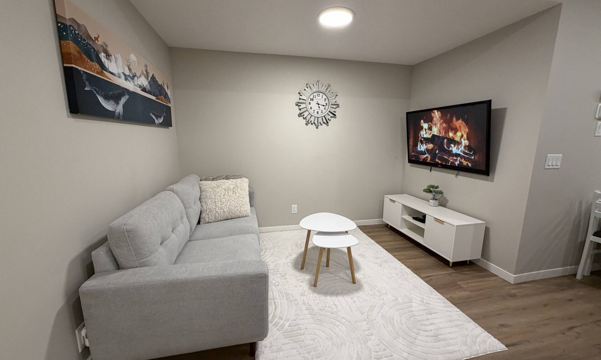 Southeast Calgary House | Cozy Basement Suite in Mahogany