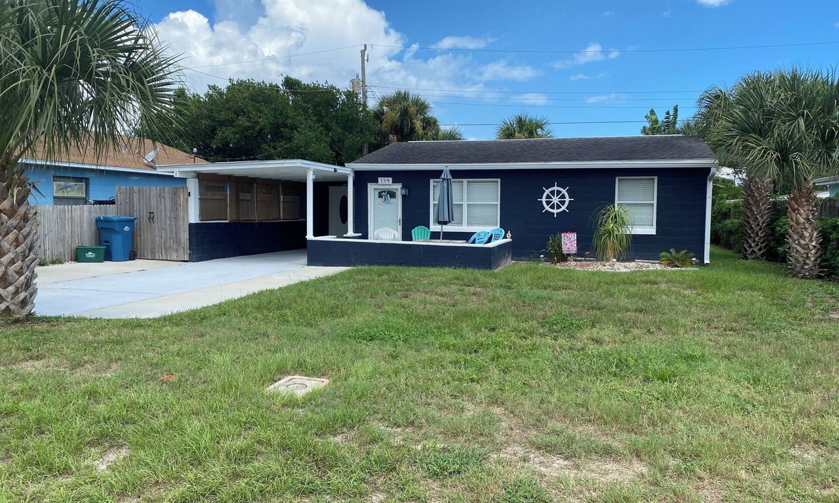 Seabreeze Shores House | Cozy Beach House