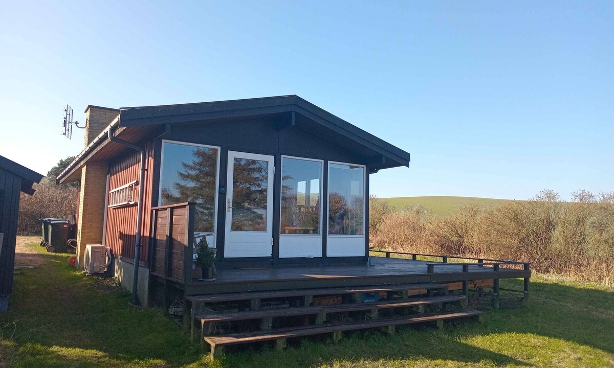 Hoensinge House | Cozy beachfront cottage