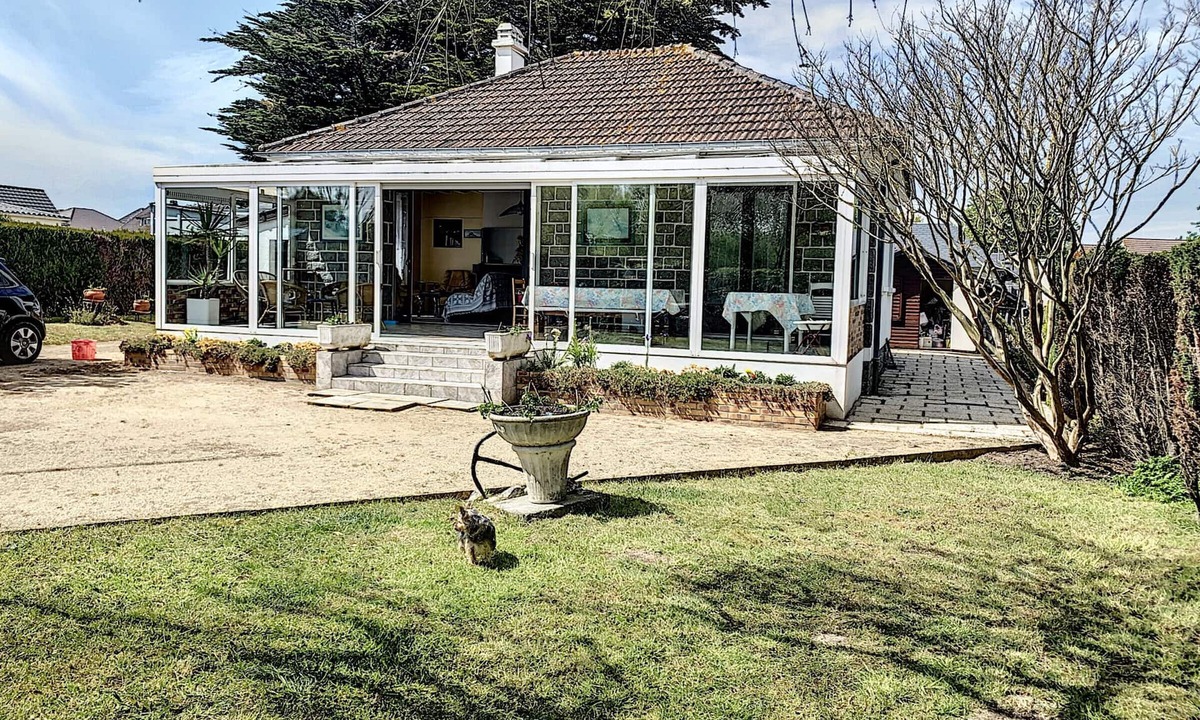 Saint-Pair-sur-Mer House | Cozy Beachside Bungalow: 600m from Shore, Veranda, Private Garden
