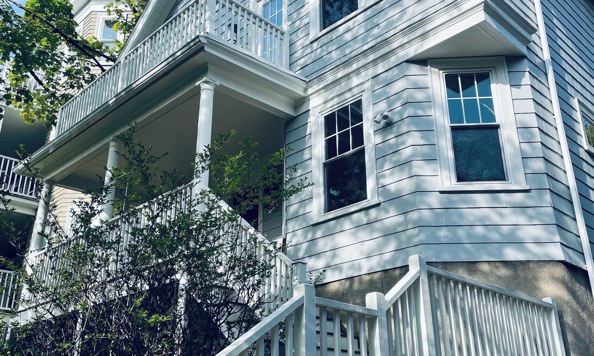 North Brookline Condo | Cozy Brookline Condo By Boston