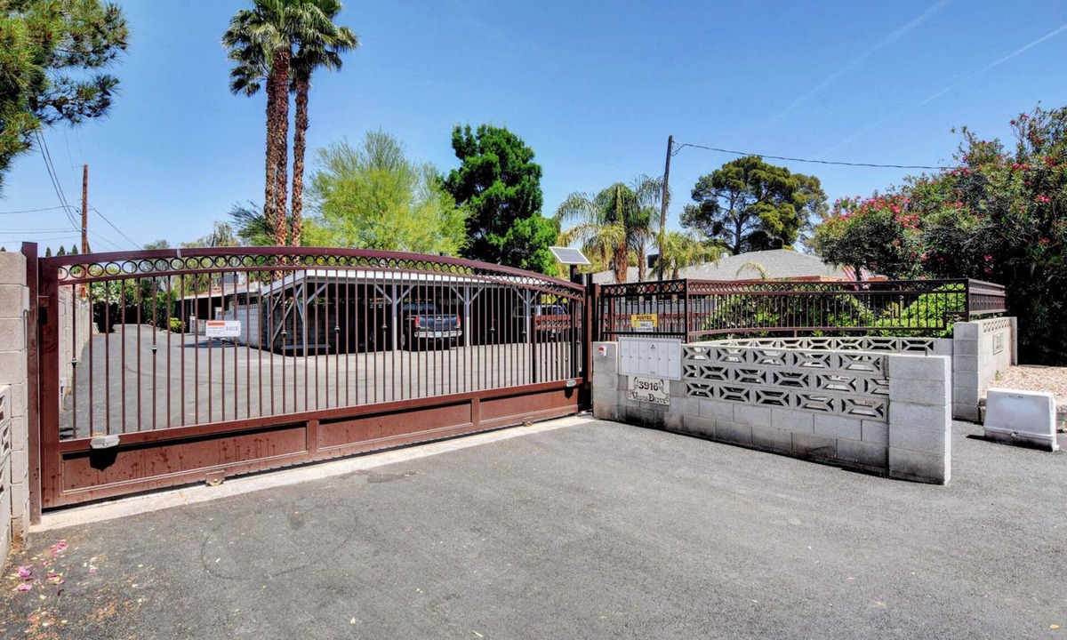 Las Vegas Apartment | Cozy Bungalow 3 Long Term Available