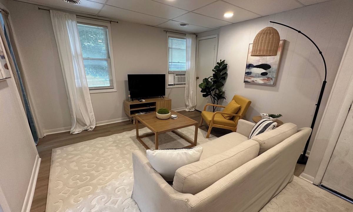 Fredonia Apartment | Cozy Bungalow Downtown