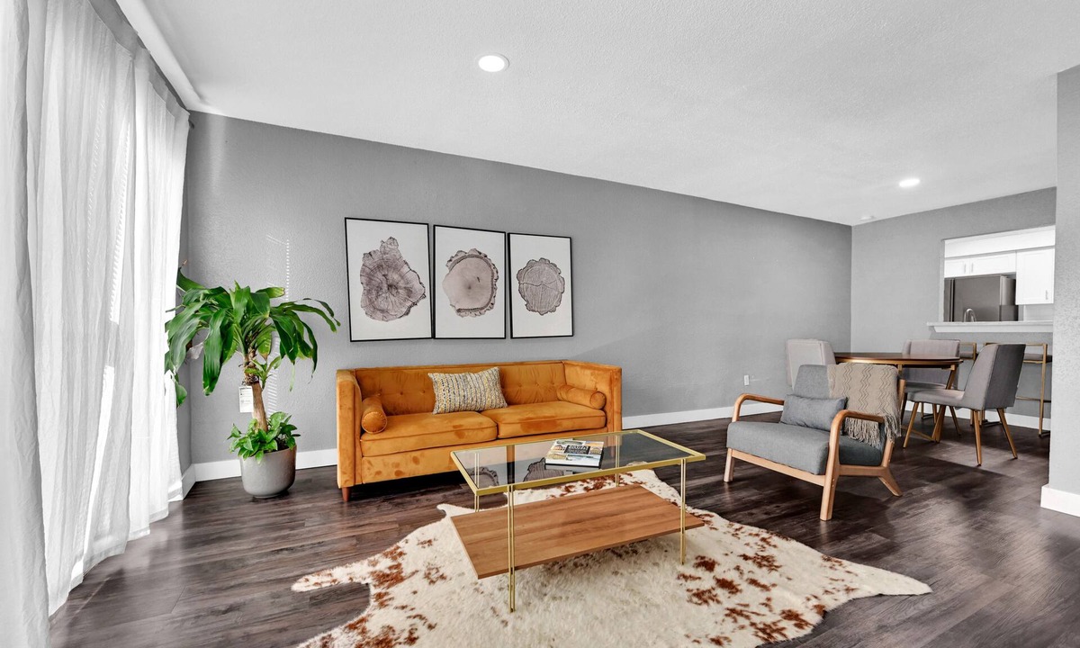 Greater Greenspoint House | Cozy Bungalow Inspired/Pets