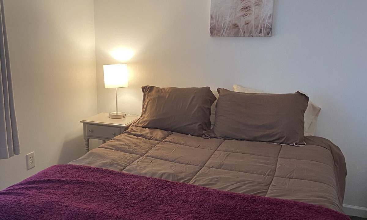 Wilkes-Barre House | Cozy bungalow