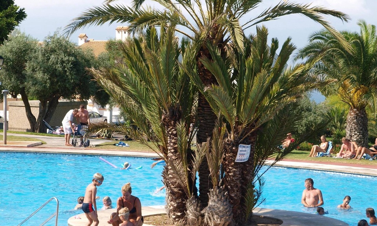 Gran Alacant House | Cozy Bungalow with Air Conditioning in Santa Pola
