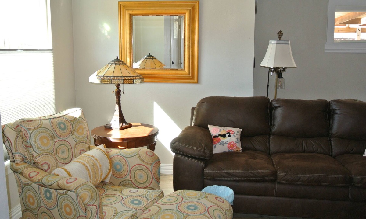 Vernon House | Cozy Bunglow Centrally Located