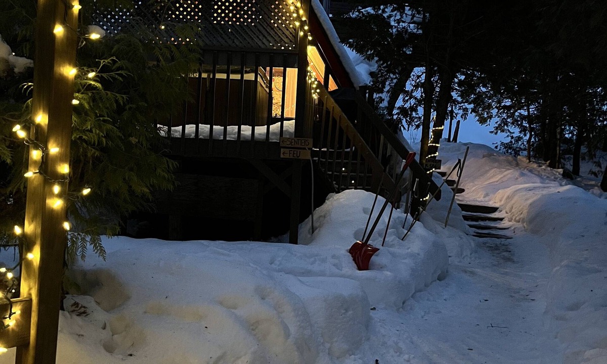 Sainte-Emelie Ski Chalet | Cozy Chalet O’Ptit Ruisseau, Nature, Spa, Relaxation