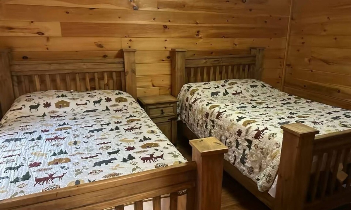 Tichnor Cabin | Cozy Cabin #2 Near Lake Merrisach in Tichnor AR