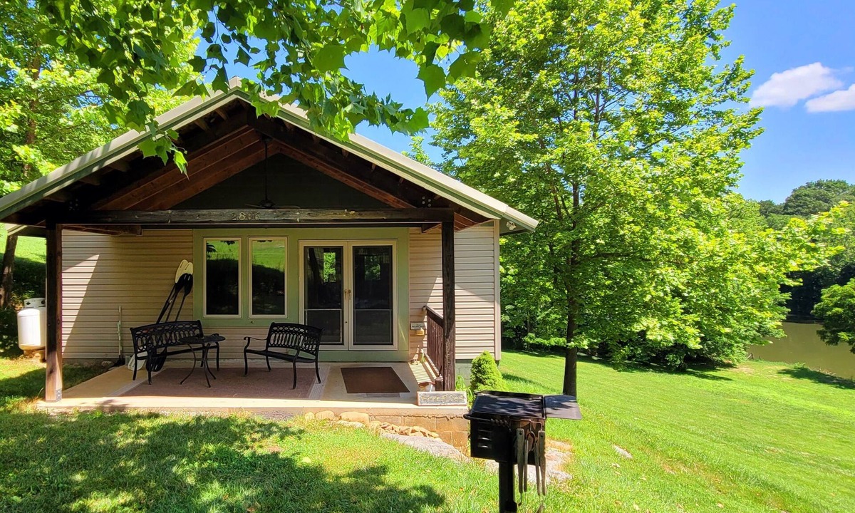 Draper Cabin | Cozy Cabin,heated floors on New Rivern. Pets Welcome