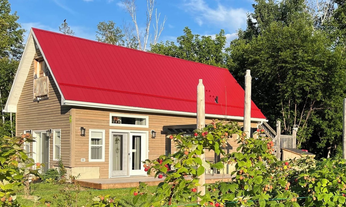 Keswick Ridge Cabin | Cozy Cabin Home-Peaceful Farm Retreat & Private