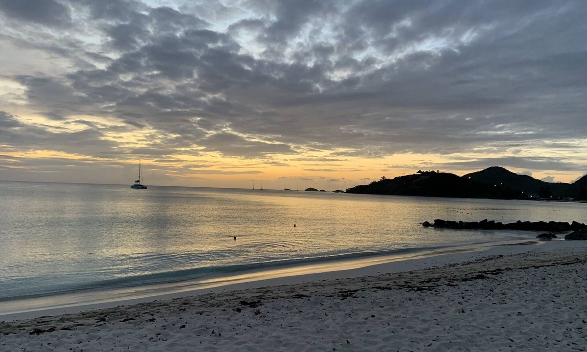 Harbour Main House | Cozy Cabin in Colliers