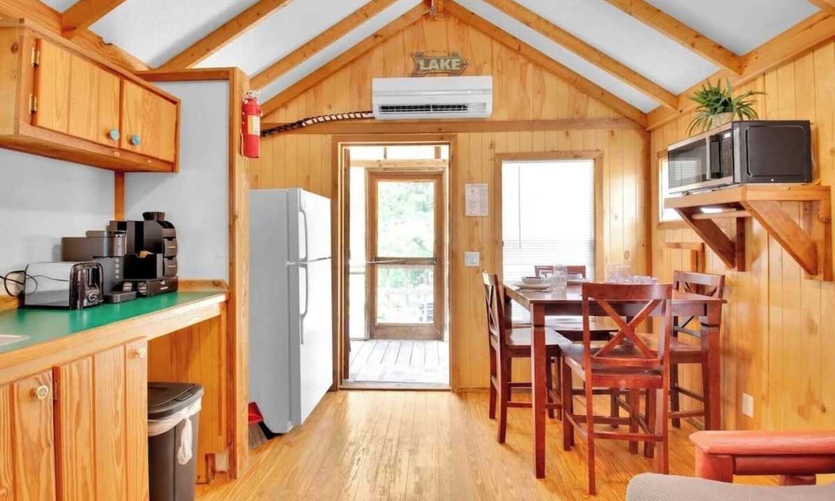 Bloomington Cabin | Cozy Cabin in Lake Monroe