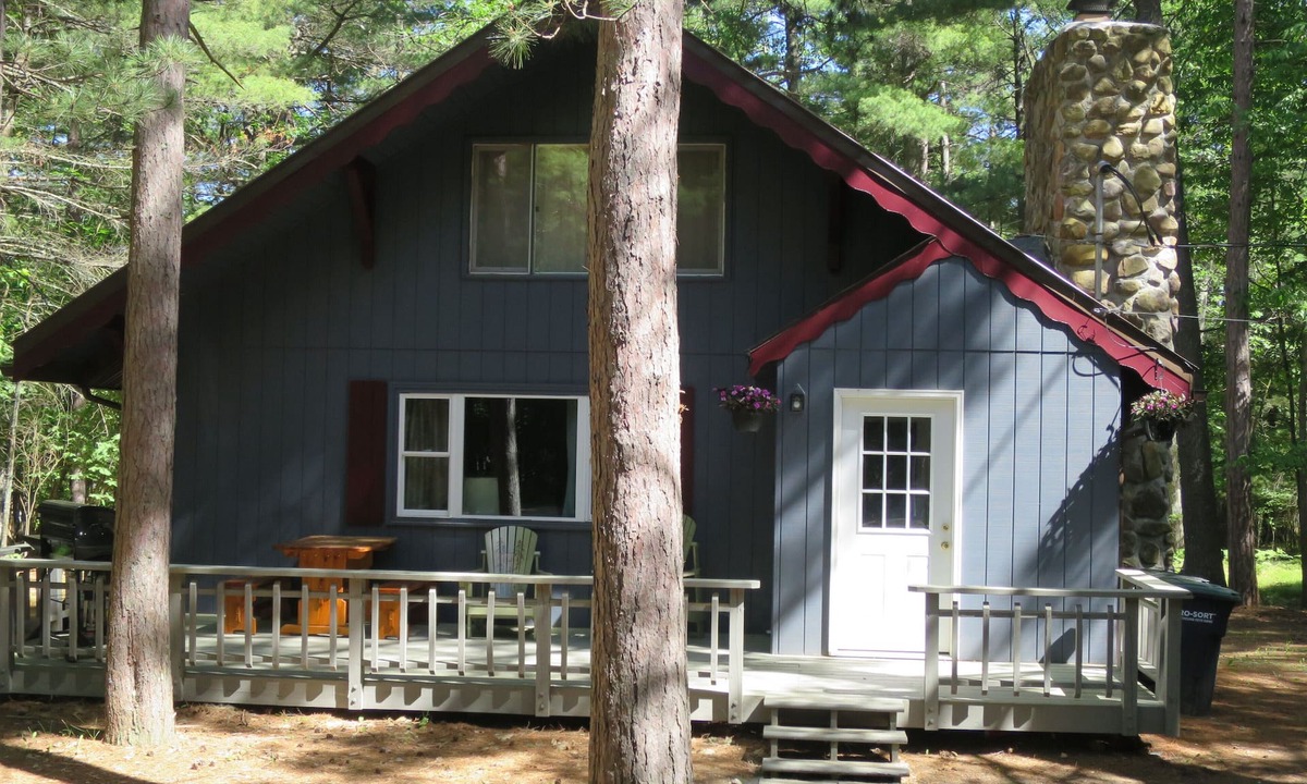 Jay Cabin | Cozy Cabin in the Adirondacks