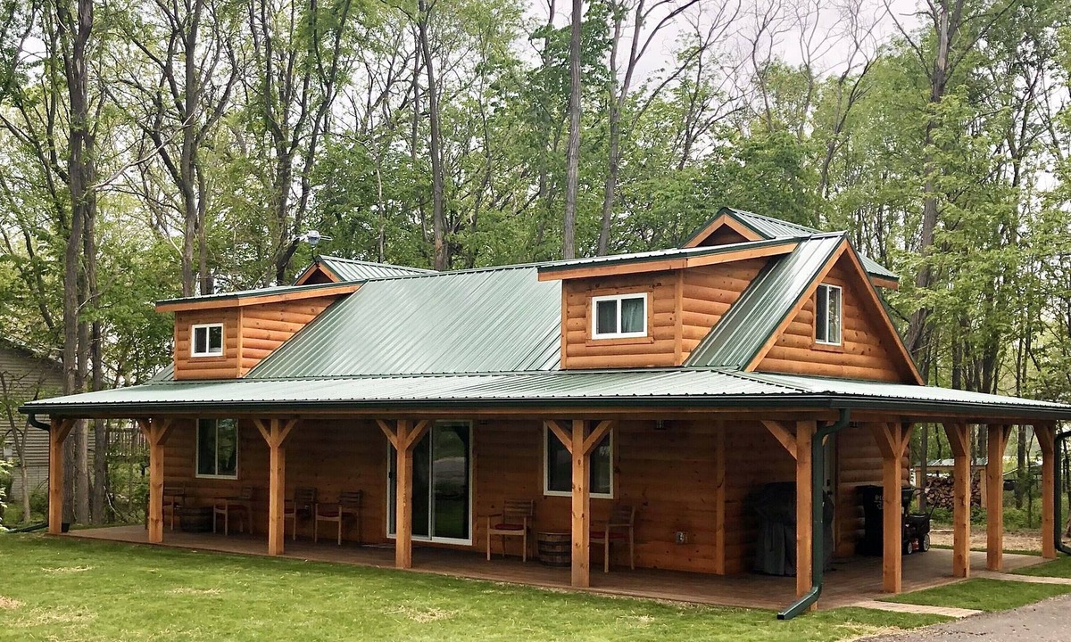 Pepin Cabin | Cozy cabin next to winery!