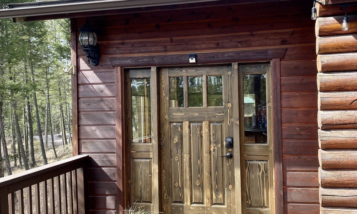 Kalispell Cabin | Cozy Cabin on Plummers Lake