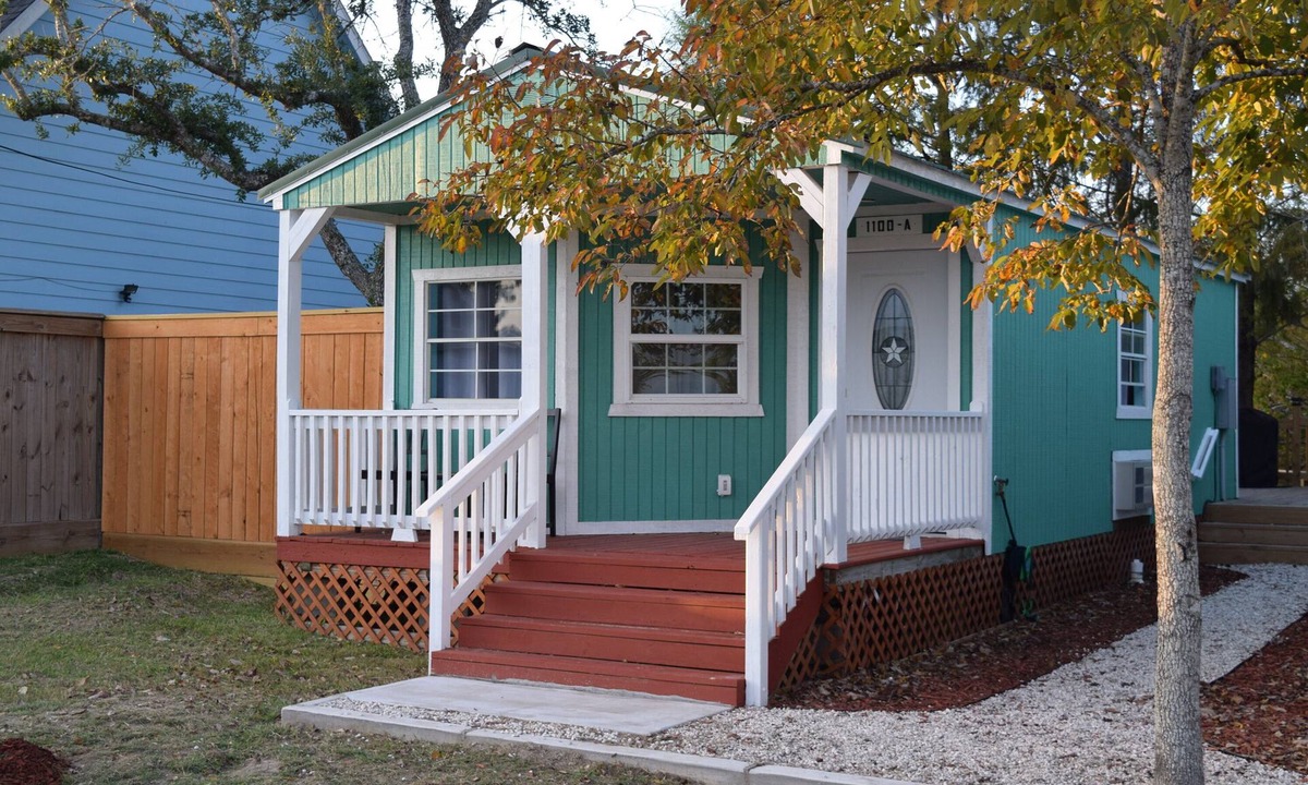 Clear Lake Shores Apartment | Cozy Cabin on the Water -Full Access