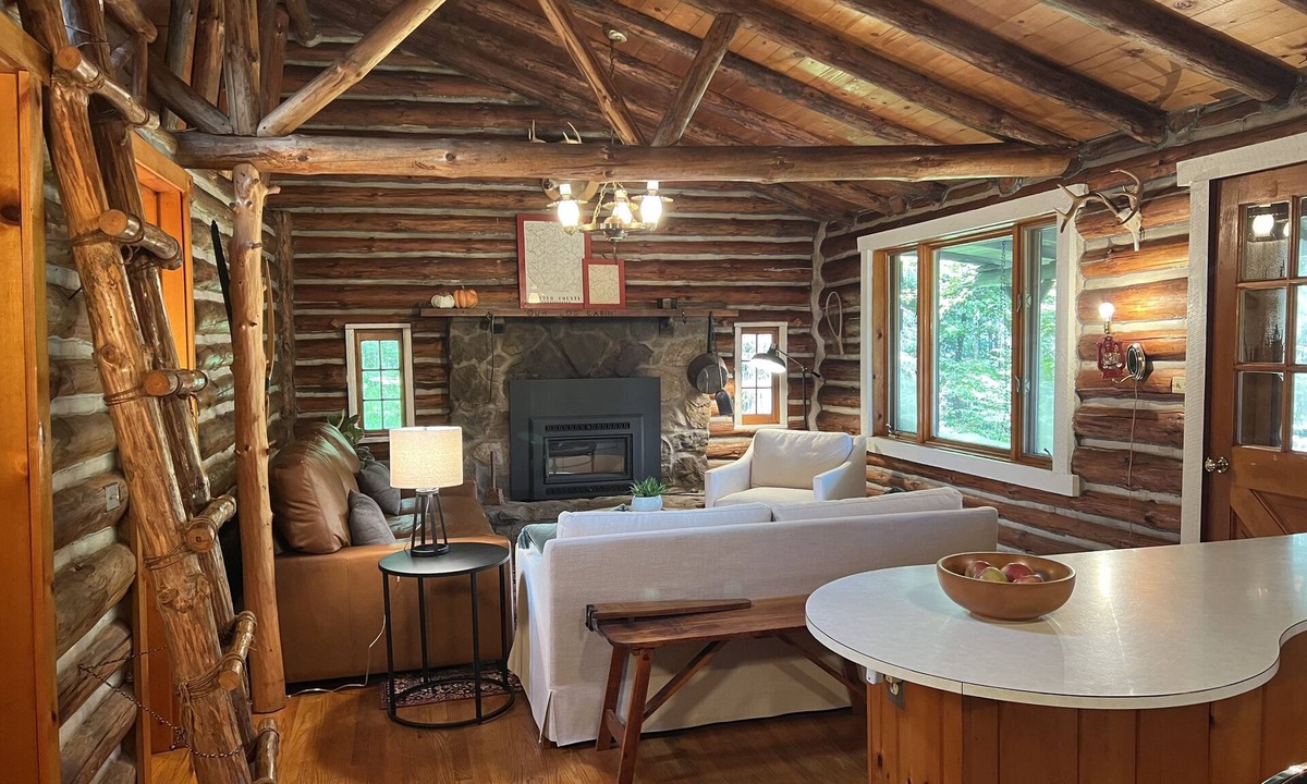 Ulysses Cabin | Cozy cabin only minutes away from State Game Lands!