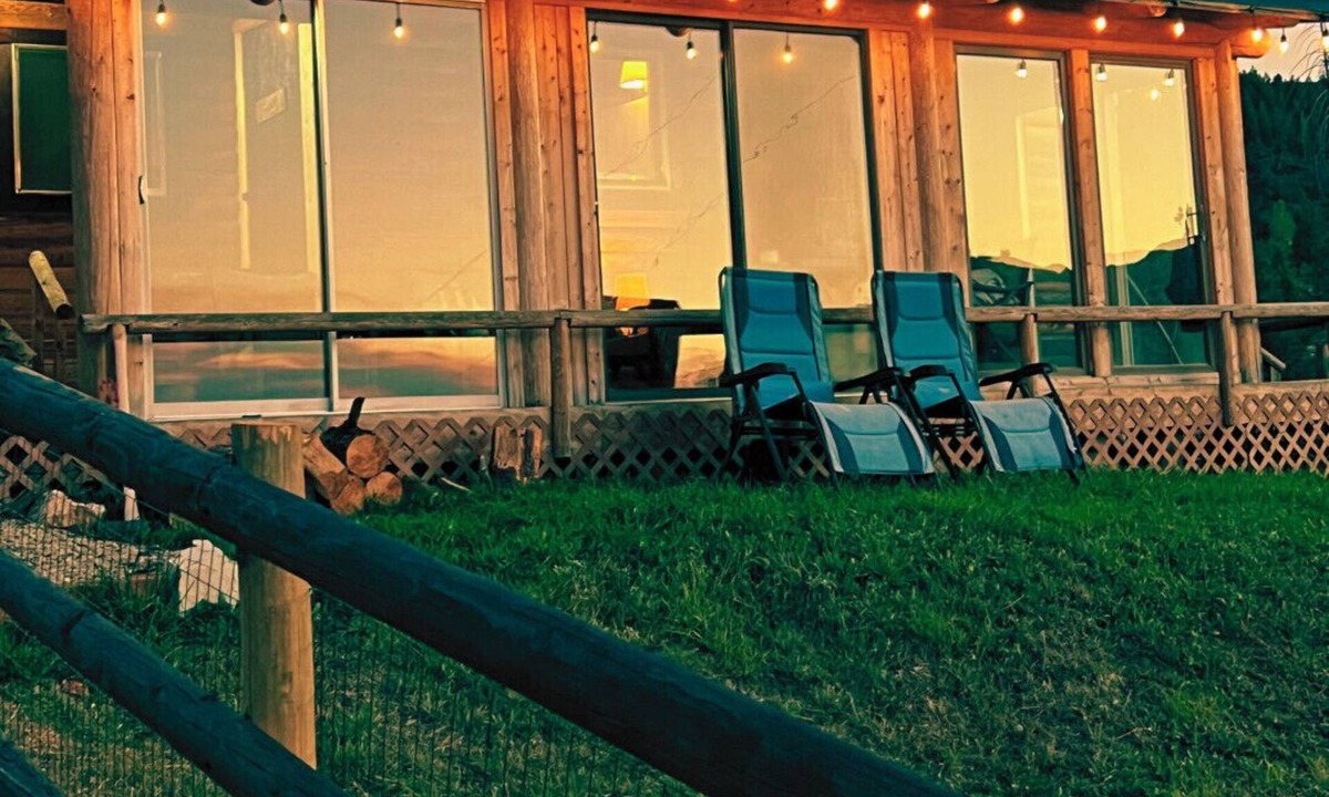 Conner Cabin | Cozy Cabin | Oxen-Le-Fields Montana