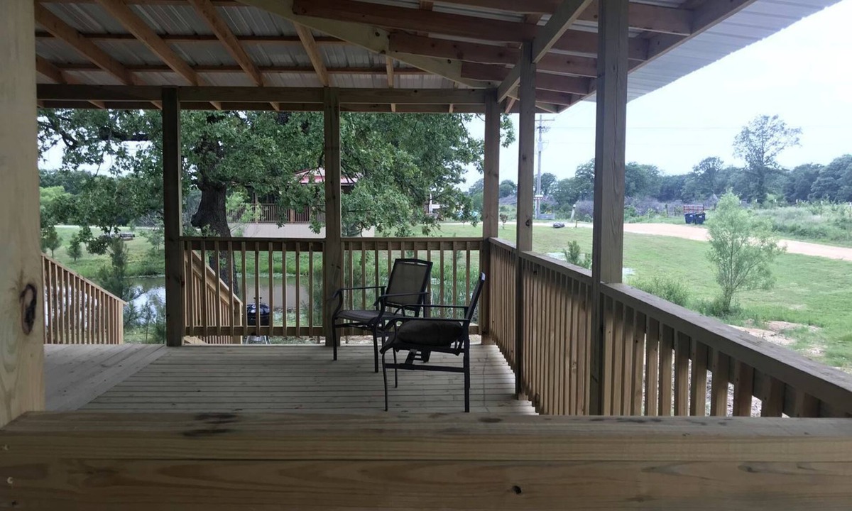 Hughes County Cabin | Cozy Cabin Rental on a Winery for a Romantic Weekend Getaway in Oklahoma