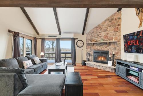 Village at Camelback House | Cozy Camelback, Pocono Retreat w/Mountain Views!