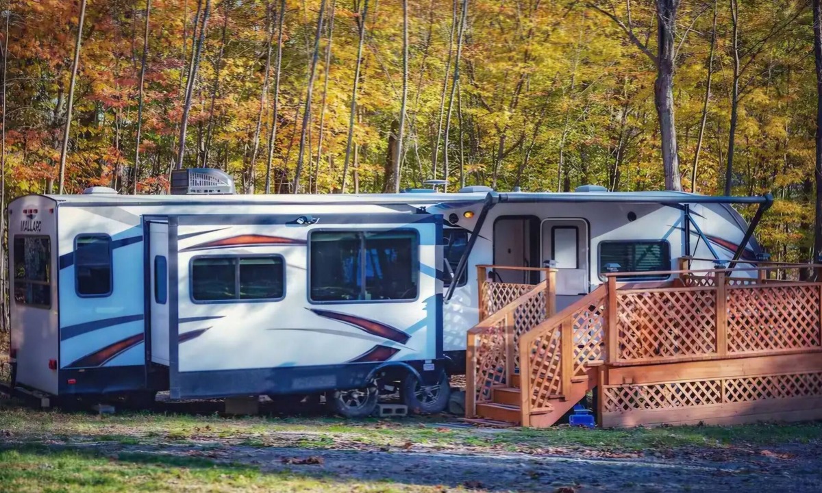 Roscoe House | Cozy Camper at Roscoe Wildlife Retreat