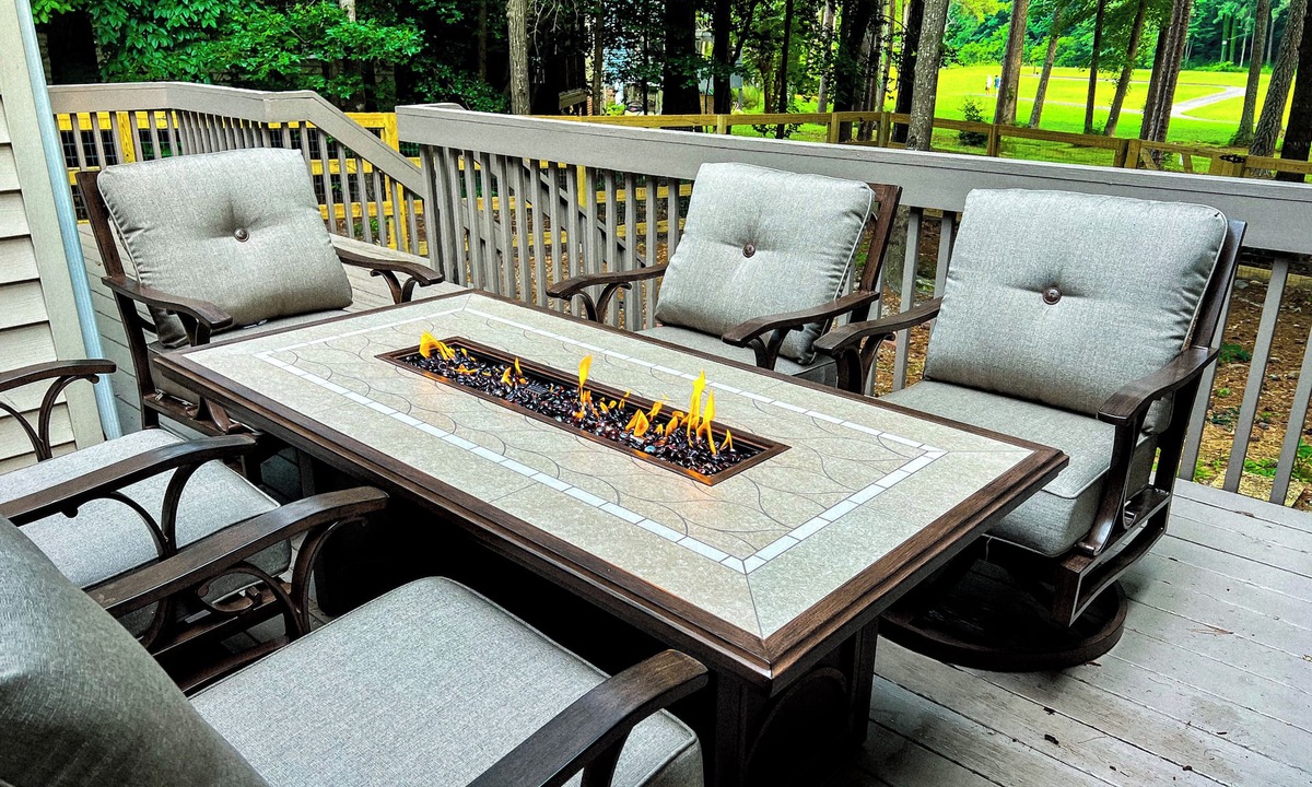 Olivia House | Cozy Carolina Trace 3BR w/Relaxing Golf Course Views - Deck & Fire Table