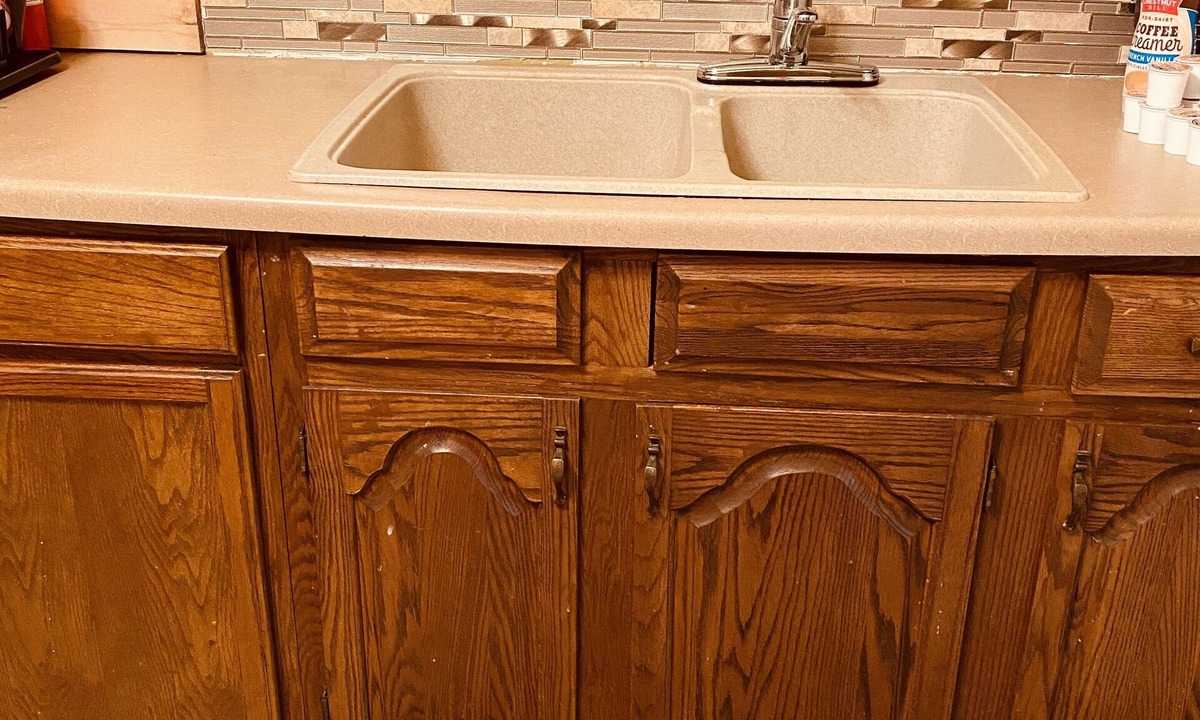 Iron Mountain House | Cozy cave experience