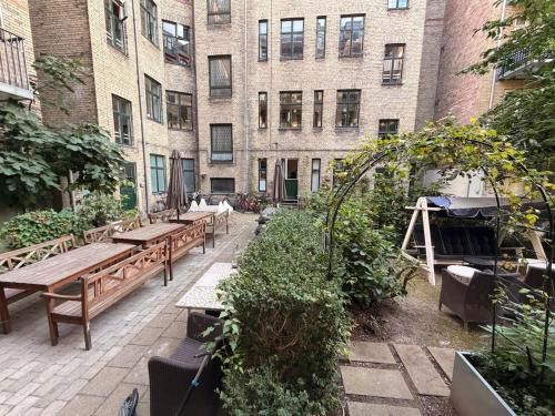 Osterbro Apartment | Cozy Central