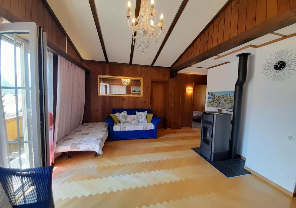 Goldswil Apartment | Cozy Chalet by Interlaken. Parking