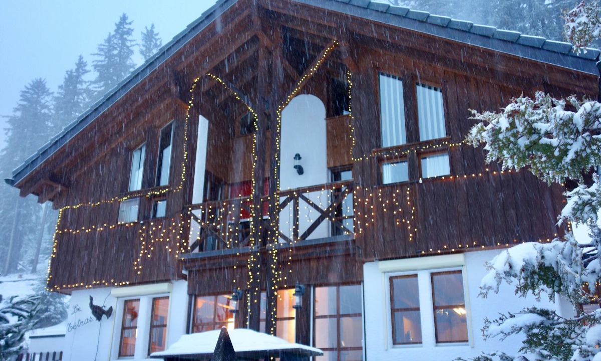 Champex-Lac Ski Chalet | Cozy Chalet "Le Tétras" (8-10 people/Sauna)