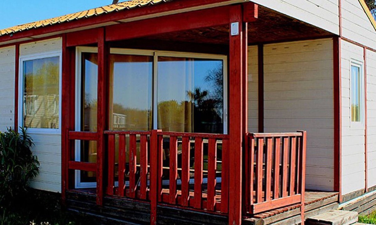 Lattes Ski Chalet | Cozy chalet with terrace - 7 guests