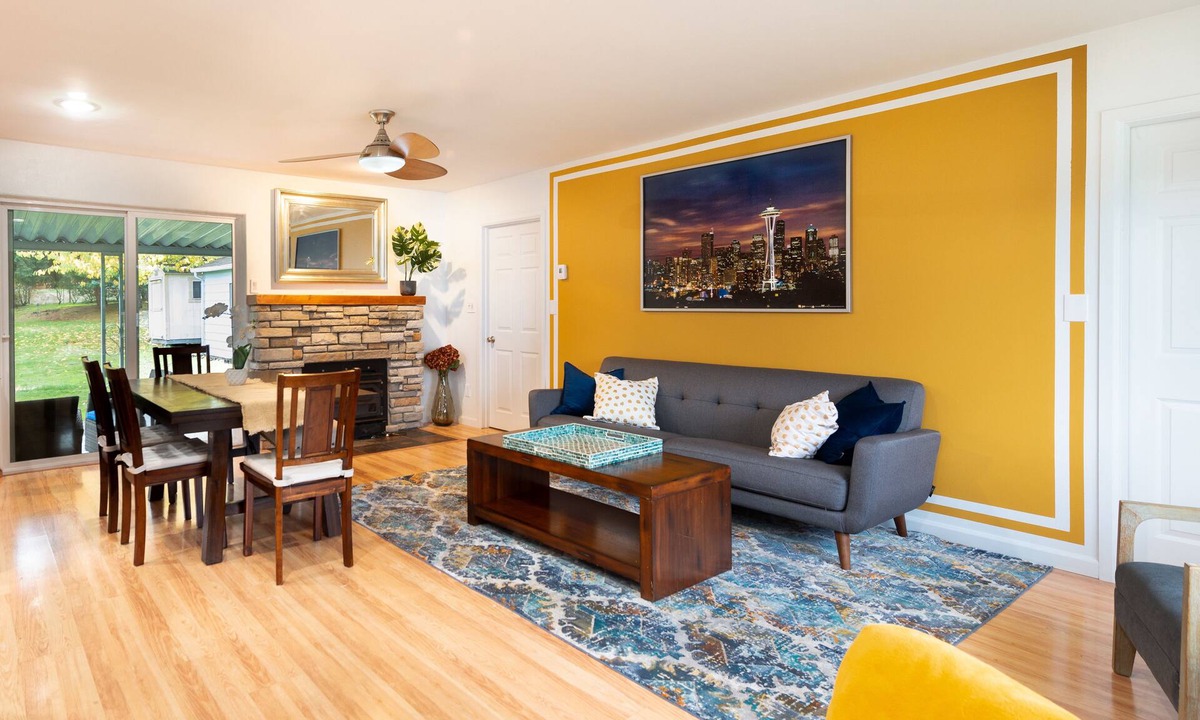 Tukwila House | Cozy Charming Rambler !