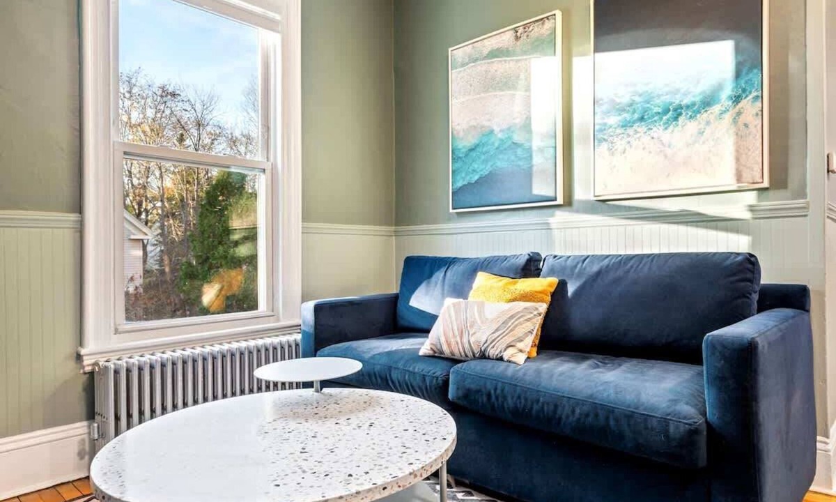 Deering Center Apartment | Cozy & Chic Apartment 2BR 1.5BA