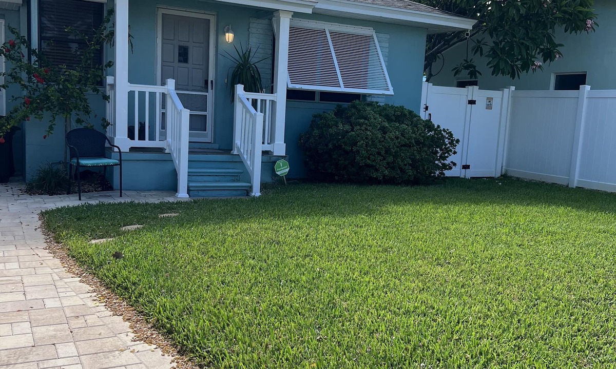 Don Cesar Cottage | cozy coastal cottage