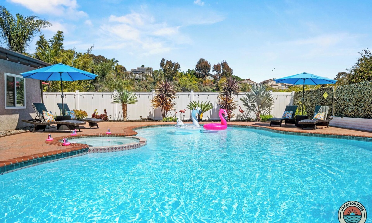 Fire Mountain House | Cozy Coastal Hangout-Pool, Spa & Game Night Ready!