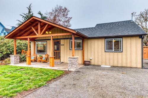 Coburg House | Cozy Coleman St. Cottage