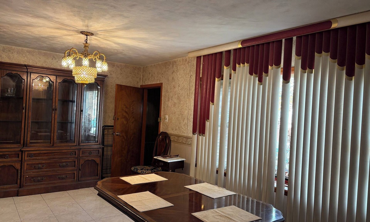 Canarsie House | Cozy Comfort