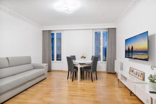 Pantin Apartment | Cozy & Comfortable 2BR Apartment for 6 Guests in Pantin near Metro