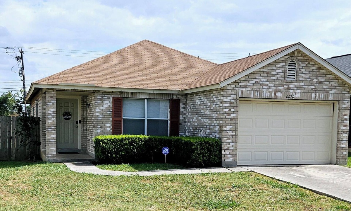 Wetmore House | Cozy, Comfortable, and Relaxing!