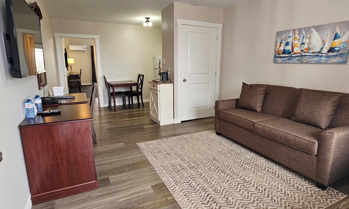 Charlottetown Apartment | Cozy, Comfortable Hotel Suite with a Kitchen