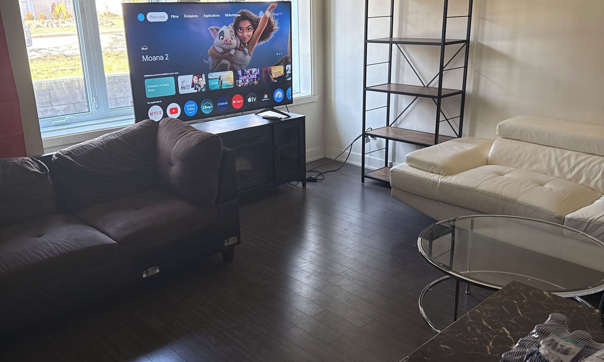 Brossard Condo | Cozy Condo Brossard 2 Big Rooms