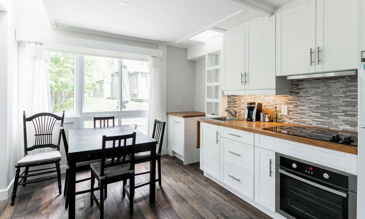 Mont-Tremblant Pedestrian Village Condo | Cozy condo by the village