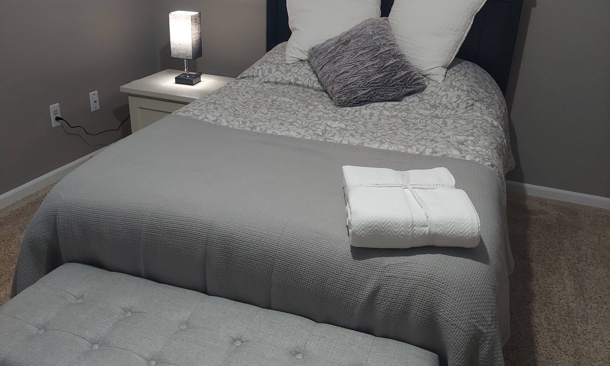 Reynolds Corners Condo | Cozy Condo Great Location