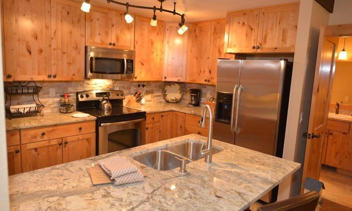 Tennis Village Condo | Cozy Condo with A/C, BBQ & Prime Location